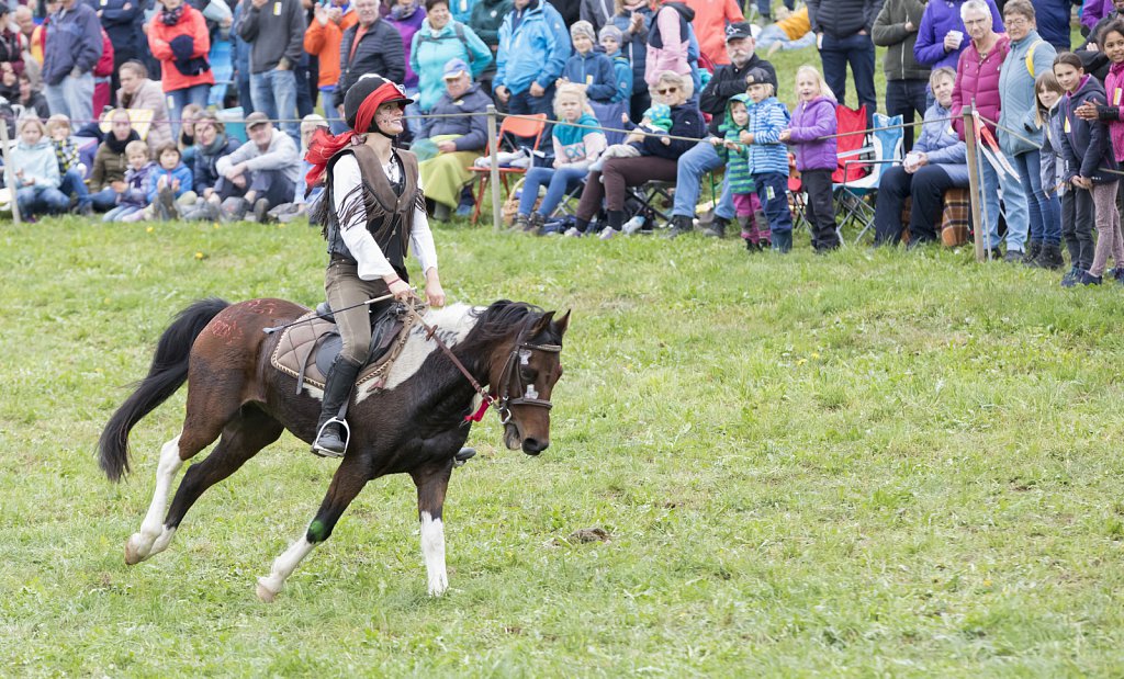 Bauernpferderennen-091022-161.jpg